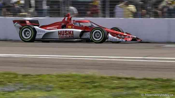 Marcus Ericsson wins rough IndyCar season-opening race
