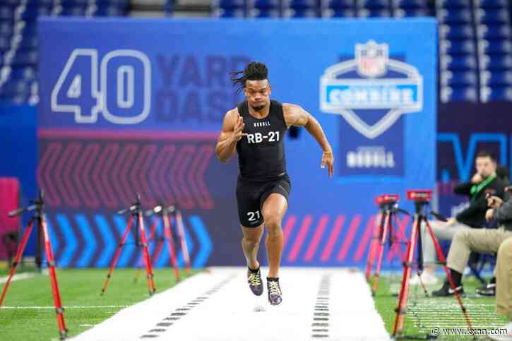 Texas RB Bijan Robinson runs the 40-yard dash in 4.46 seconds at NFL Combine