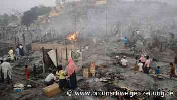 Schweres Feuer in Rohingya-Lager in Bangladesch
