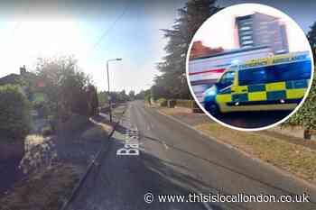 Banstead Road Sutton crash: Man dead and woman taken to hospital