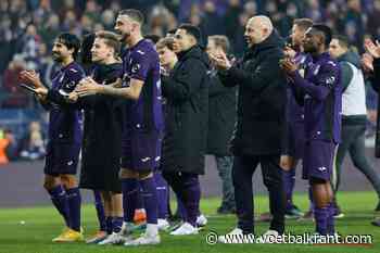 'Riemer kan niet anders en zet sterkhouder van Anderlecht op de bank'