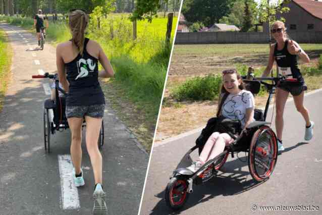 Lotte (28) wil tijdens marathon van Barcelona met Kimberly wereldrecord met rolstoel lopen verbreken: “Hebben het eigenlijk al eens gehaald”