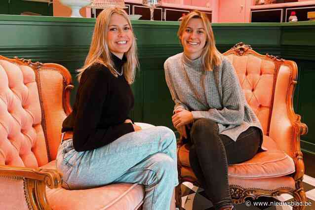 Julie (23) maakt kinderdroom waar en opent eigen ontbijtzaak ‘Piece of Cake’ in havenbuurt: “Soms moet je durven springen”