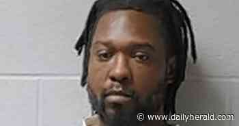 Chicago man faces murder charge in Glenview motel shooting