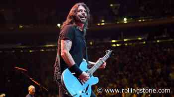 Dave Grohl Put in 18 Hours on the Grill – Again – to Feed Underserved Communities in L.A.