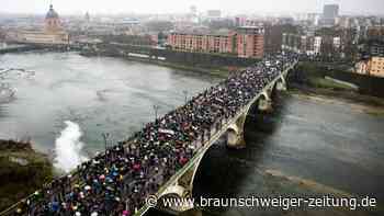 Proteste gegen Rentenreform lähmen öffentliches Leben in Frankreich