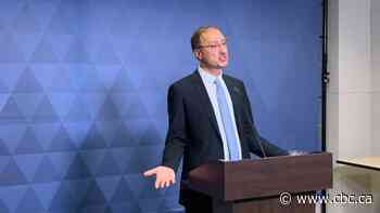 Edmonton mayor asks for social services funding during first meeting with Premier Danielle Smith