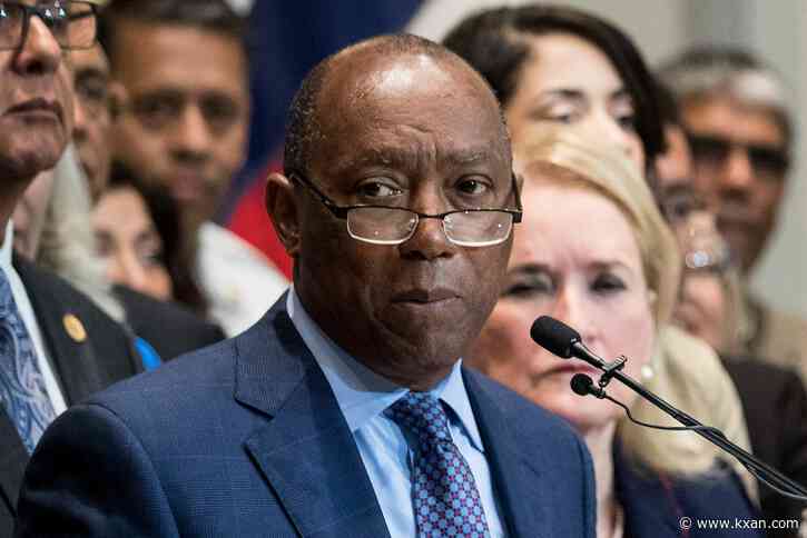 New bill filed in response to looming Houston ISD takeover