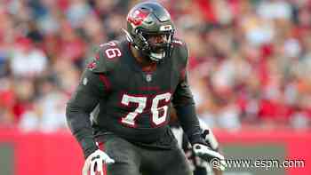 Bucs continue purge, release starting LT Smith