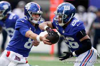 AP Source: Giants Give Jones 4-Year, $160M Deal, Tag Barkley