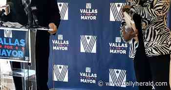 Preckwinkle chooses a side in Chicago mayor's race, endorses Johnson