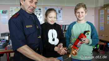 Stiebritzer Schüler lernen die Gefahren des Feuers kennen