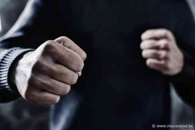 Op de vuist na opmerking over vermoorde moeder: fietser en automobilist beiden veroordeeld