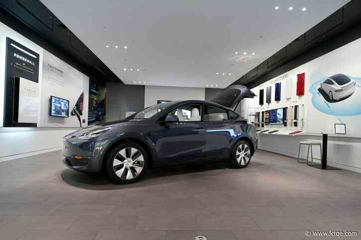 US investigates Tesla for steering wheels that can fall off