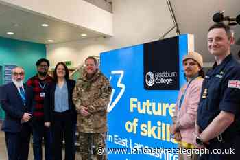 Lieutenant General talks to students about National Cyber Force jobs