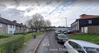 Trial CPZ set for streets near Burnt Oak Tube station