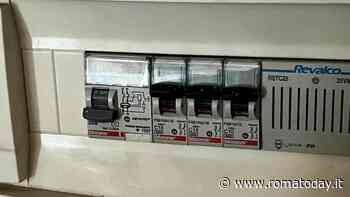 Sbalzi continui di corrente nel quartiere: "È saltata dieci volte in una notte"