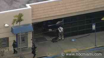 Car Crashes Into Chase Bank in Pembroke Pines: Police