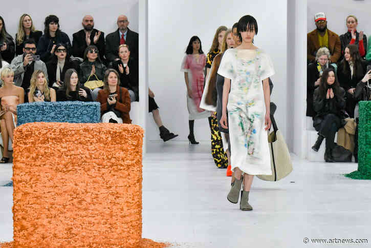 Working with Artist Lara Favaretto, Loewe Debuts Collection That Disorients