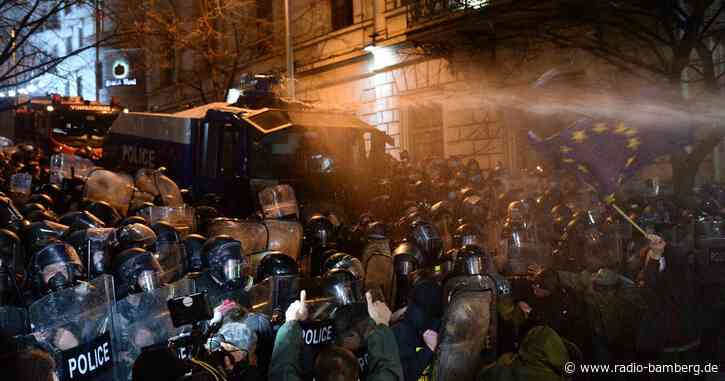 Erneut Gewalt bei Protesten in Georgien