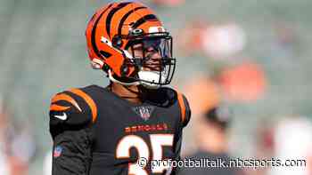 Bengals re-sign Jalen Davis, Joe Bachie