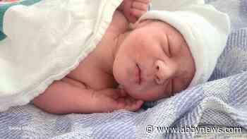 Cariboo woman delivers baby in minivan en route to hospital