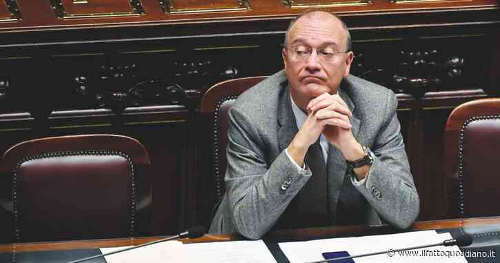 Maturità 2023, si torna al passato con le tre prove scritte. Valditara firma l’ordinanza: esame al via il 21 giugno