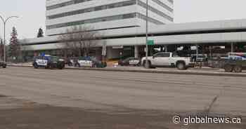 Man hit by truck while trying to stop theft at Edmonton construction site