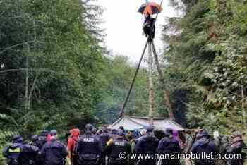 Watchdog investigating how B.C. RCMP unit handles resource project protests