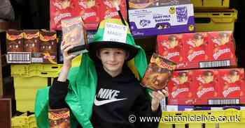 Newcastle United fan with Bruno's magic hat collecting food for 1,000 foodbank meals