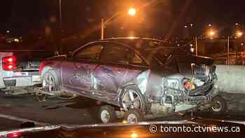 Police investigating 3-car crash turned roadside carjacking in Toronto