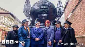 International Women's Day: Flying Scotsman staffed by all female crew
