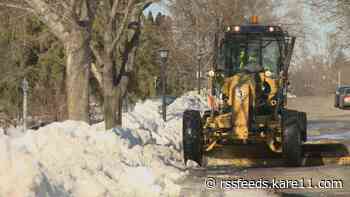 City workers in St. Paul vote to authorize strike
