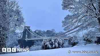 Weather: Bristol Airport flights disrupted after snowfall