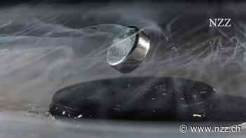 Schon wieder wollen Forscher einen Supraleiter entdeckt haben, der nicht gekühlt werden muss. Die Bestätigung könnte schwierig werden