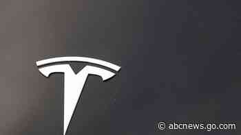 Feds suspect Tesla using automated system in firetruck crash