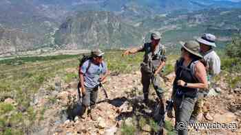 Canadian experts help train Bolivian counterparts in preparation for wildfire season