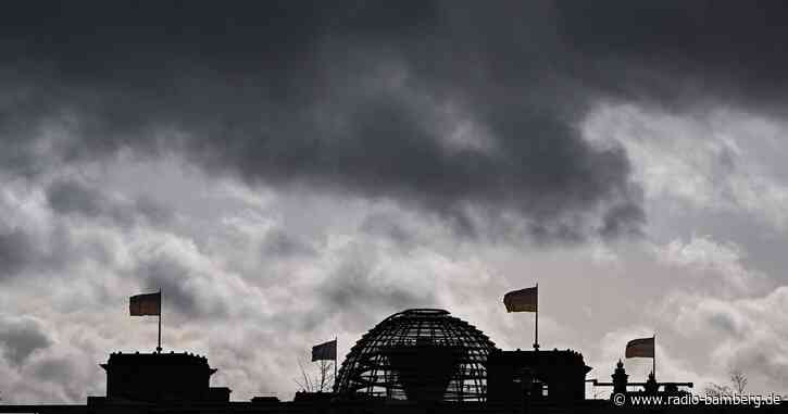 SPD-Politiker machen sich für Krisen-Abgabe für Reiche stark