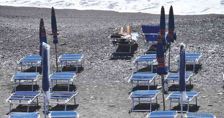 Concessioni balneari, il Consiglio di Stato ribadisce: “Proroghe inapplicabili”. Gasparri attacca i giudici: “Perseverare è diabolico”