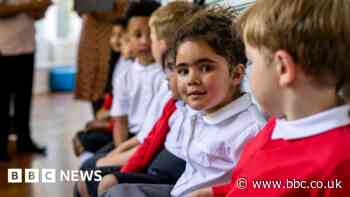 UK economy rebounds as Rishi Sunak says confidence is returning