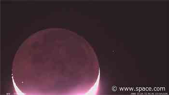 Boom! Japanese astronomer catches meteorite smashing into the moon (video)