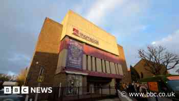 Plan to save Thameside theatre must include £20m over 30 years, says council