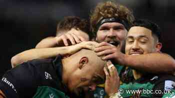 Premiership: Northampton Saints 45-26 Bath: Hosts score six tries in victory