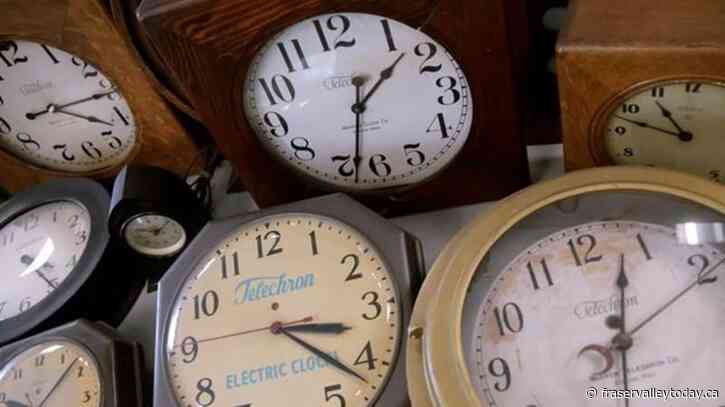 Clocks across Canada to jump forward, but U.S. could consign time change to history