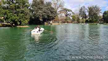 Le barchette di Villa Borghese e i veri oligopoli: ambulanti, spiagge e cartelloni pubblicitari