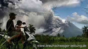 Vulkan Merapi überzieht mehrere Dörfer mit Asche