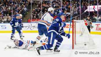 Maple Leafs use 4-goal 2nd period to surge past Oilers