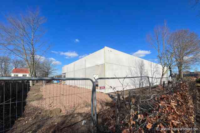 Vergunning voor bouw van warenhuis weer naar af: “De bouwwerken liggen stil”