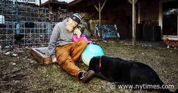 Fathers Gained Family Time in the Pandemic. Many Don’t Want to Give It Back.