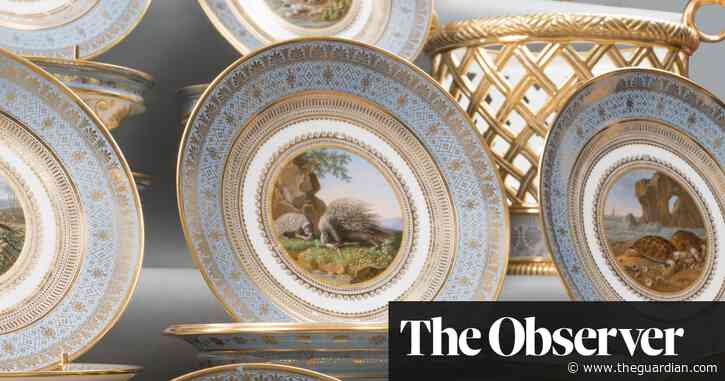One’s old china: set of plates fit for the Queen comes up for auction
